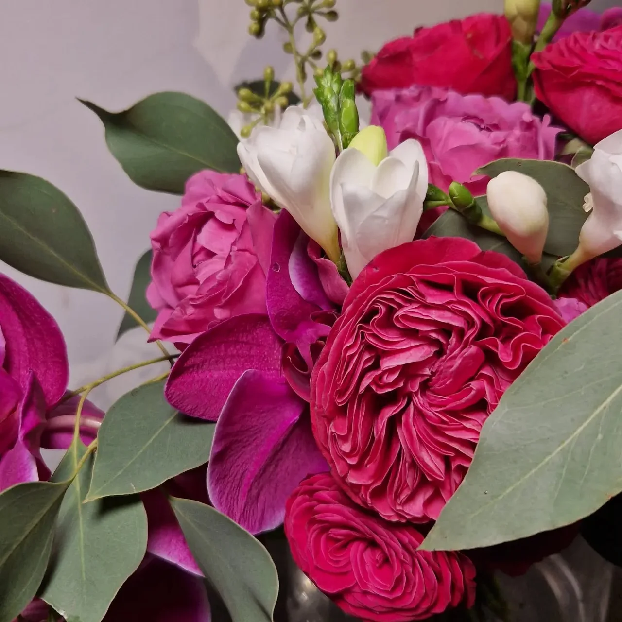 Delicate Flowers, Florărie, fotografia 1