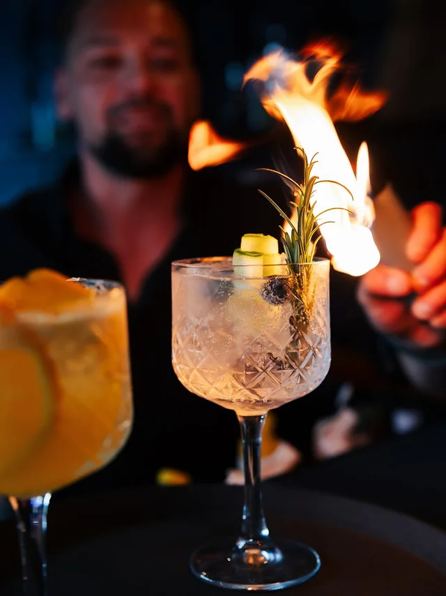 Barul de cocktailuri