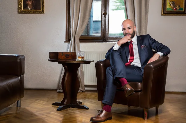 Mariș Custom Suits, Costume de mire, fotografia 1