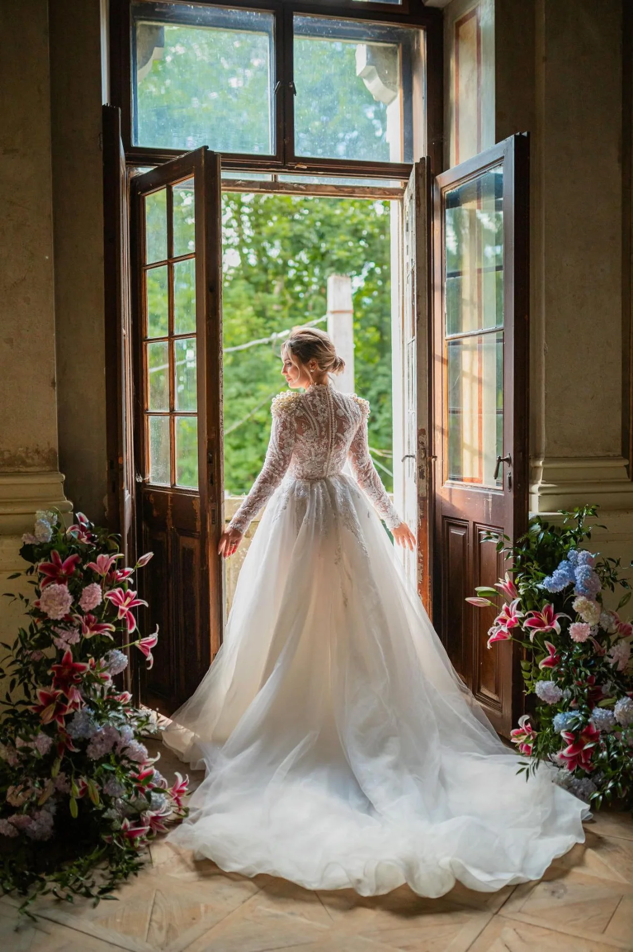 Royals, Rochii de mireasă, fotografia 5