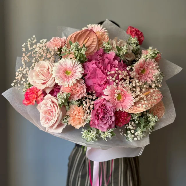 Roses & More, Florărie, fotografia 9