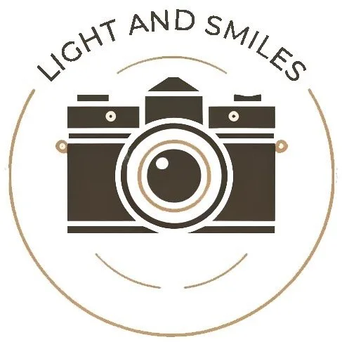 Light and Smiles, logo