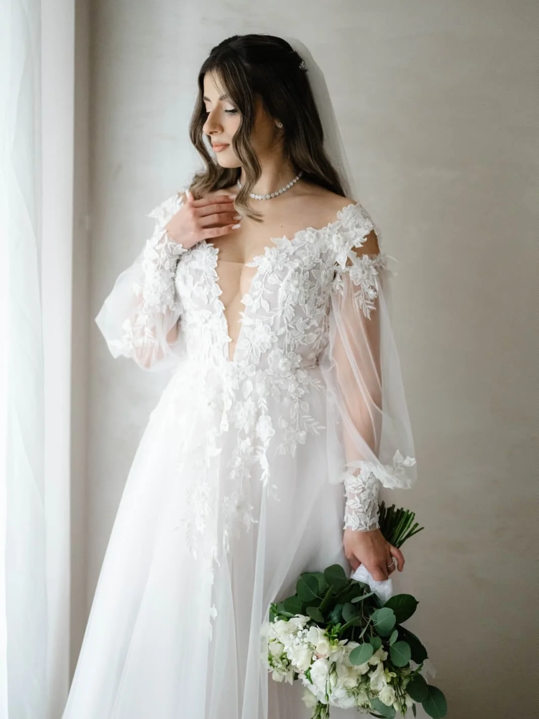 Emily G, Rochii de mireasă, fotografia 1