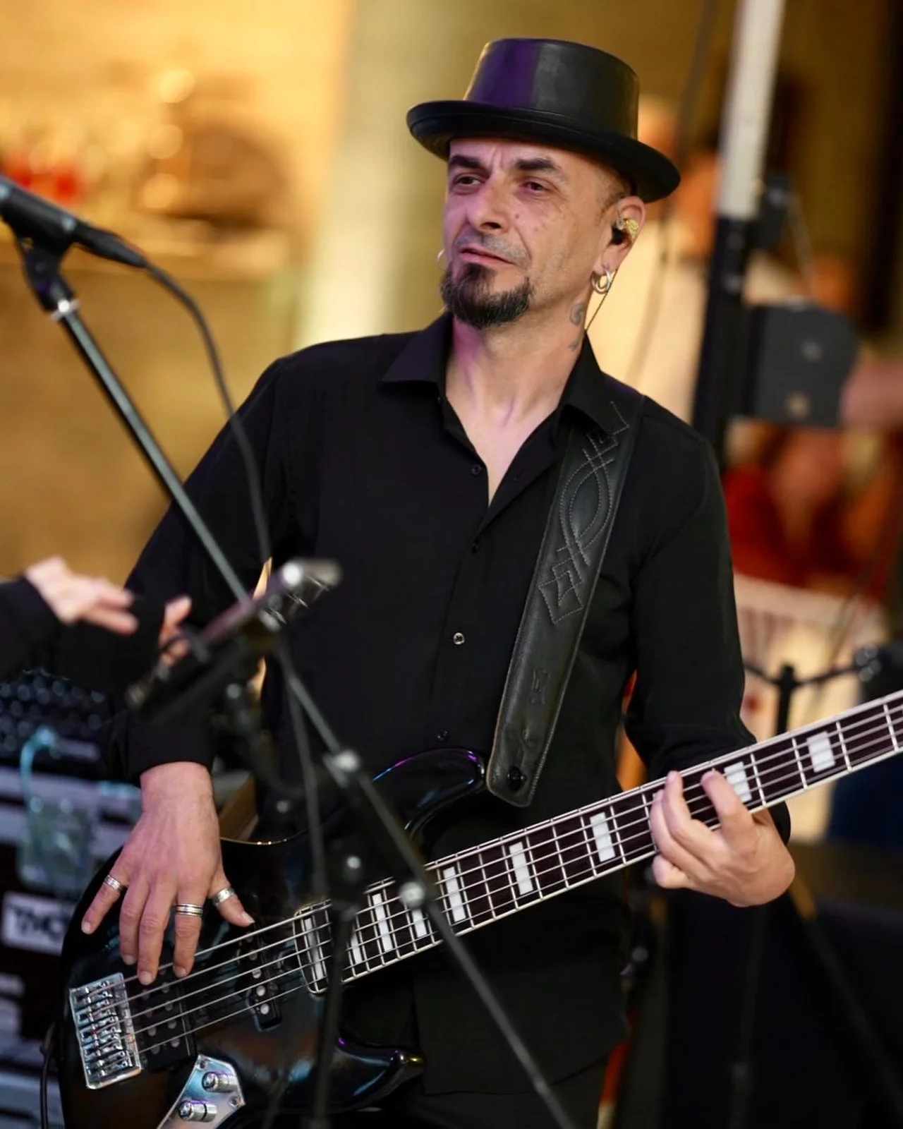 Special Guest Orchestra, Trupă, fotografia 3