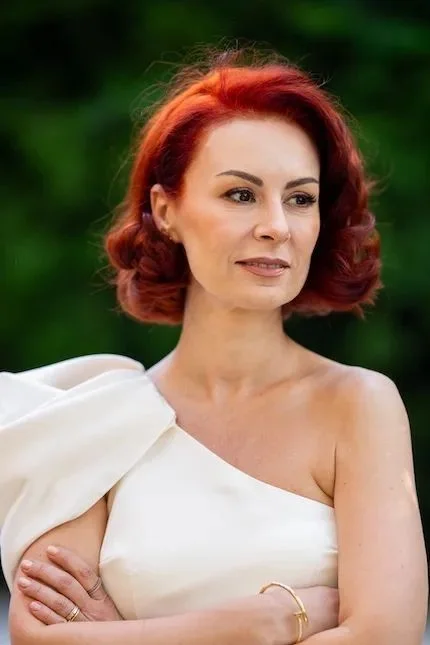 Ioana Nicolau, Make-up și coafură, fotografia 7