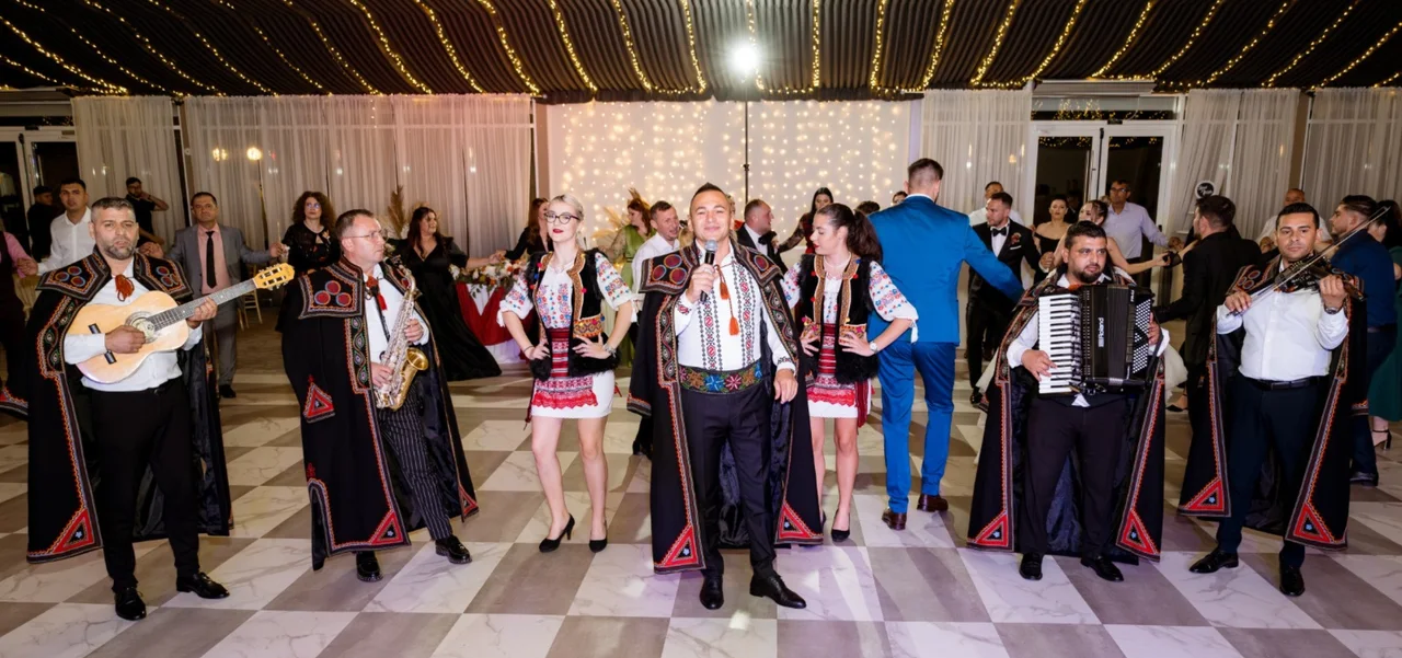 Star Music Band, București