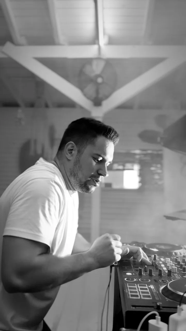 Alex Munteanu, MC / prezentator, fotografia 5