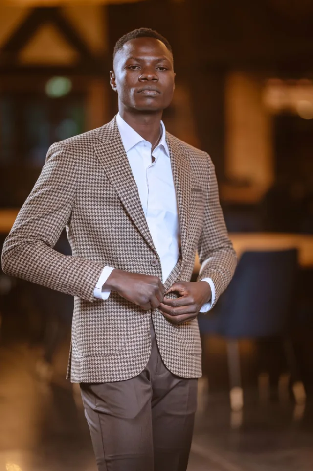 Pasha Men's Wear, Costume de mire, fotografia 3