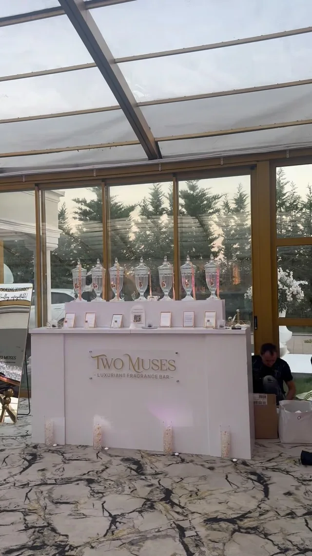 Two Muses Luxuriant Fragrance Bar, Invitații și papetărie, fotografia 6