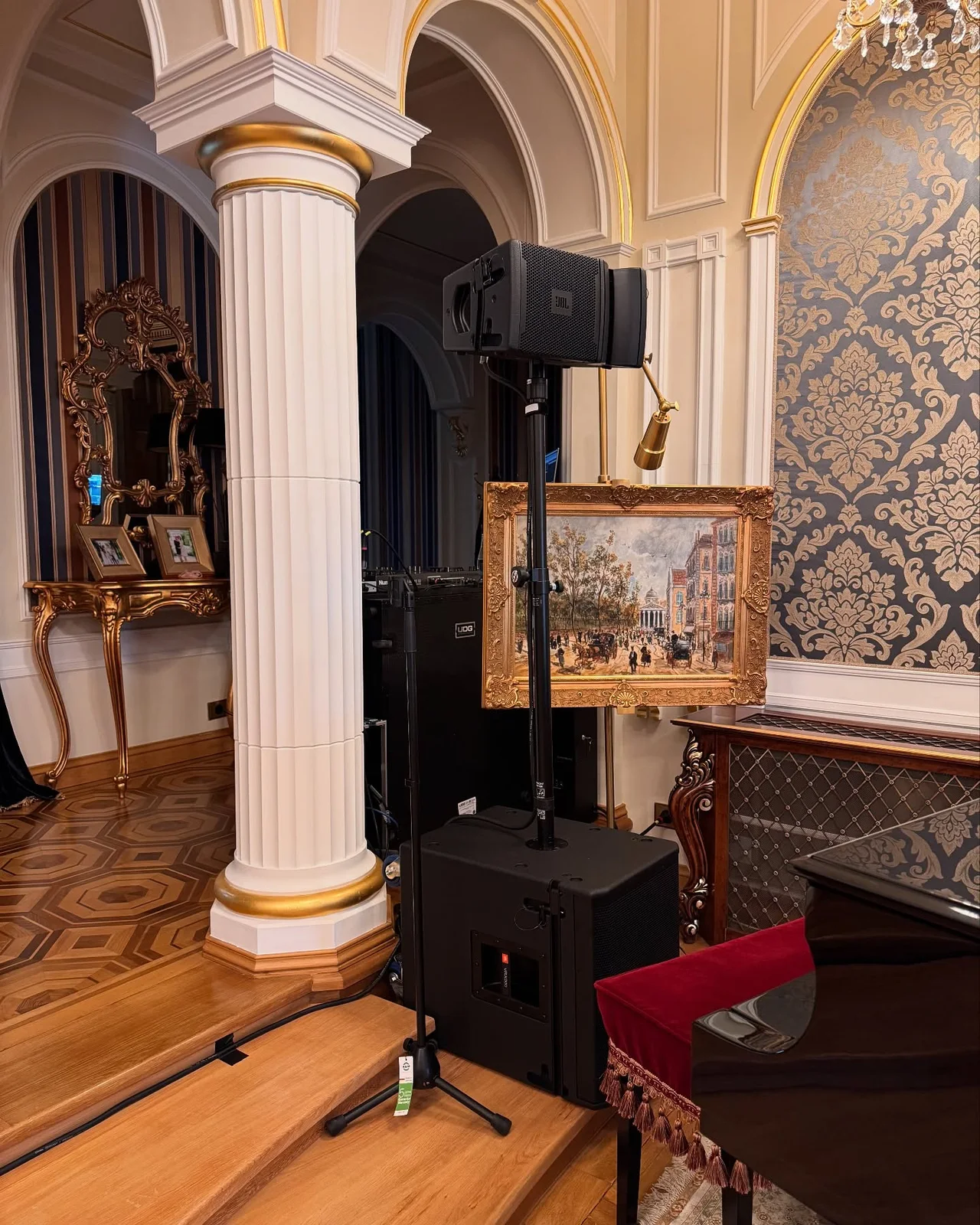 Services Rental, Scenotehnică, fotografia 1