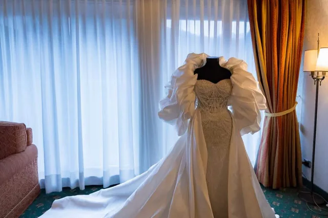 Lorys Bridal, Rochii de mireasă, fotografia 4