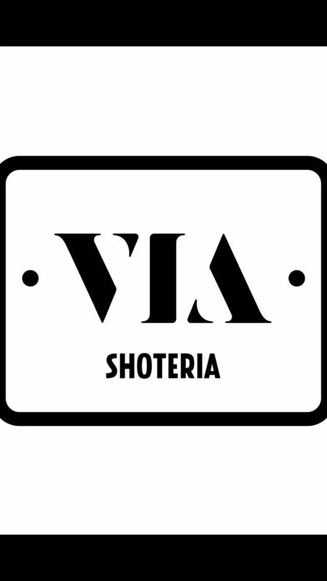 Shoteria, Bar mobil, fotografia 1