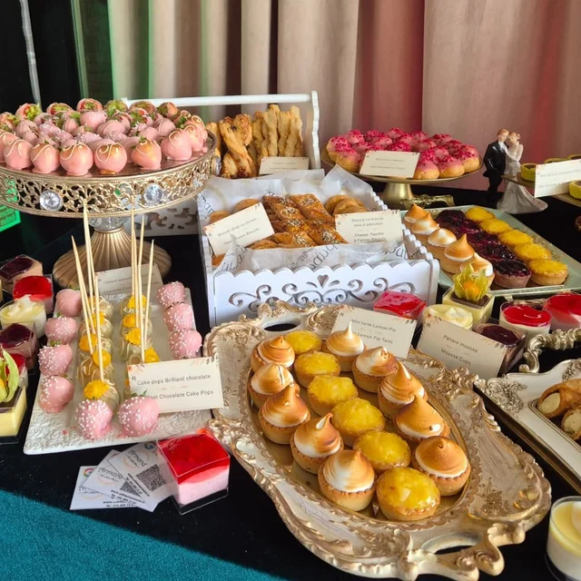Cofetăria Armand, Tort și candy bar, fotografia 13