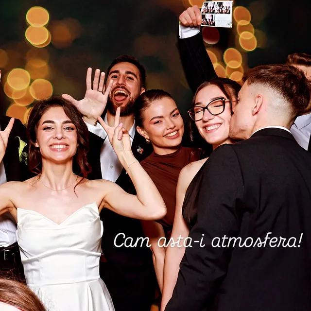 Sertarul cu Amintiri, Cabină foto, fotografia 5