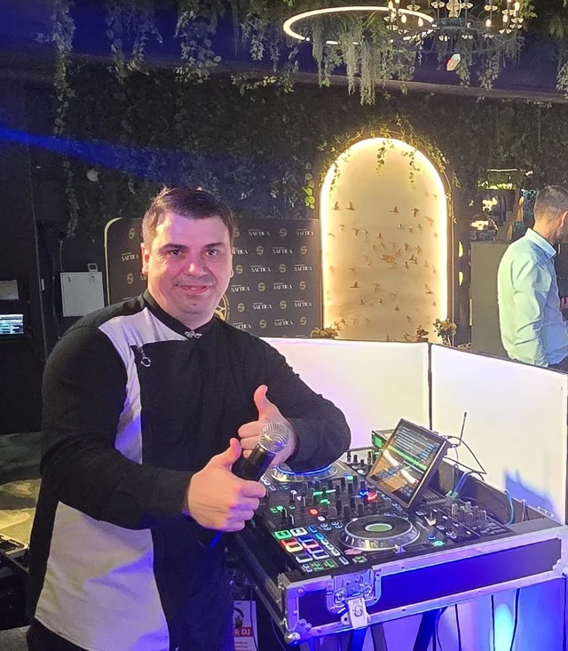 DJ Suru, DJ, fotografia 11