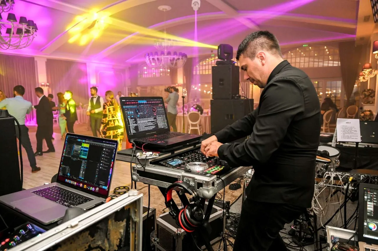 DJ Suru, București