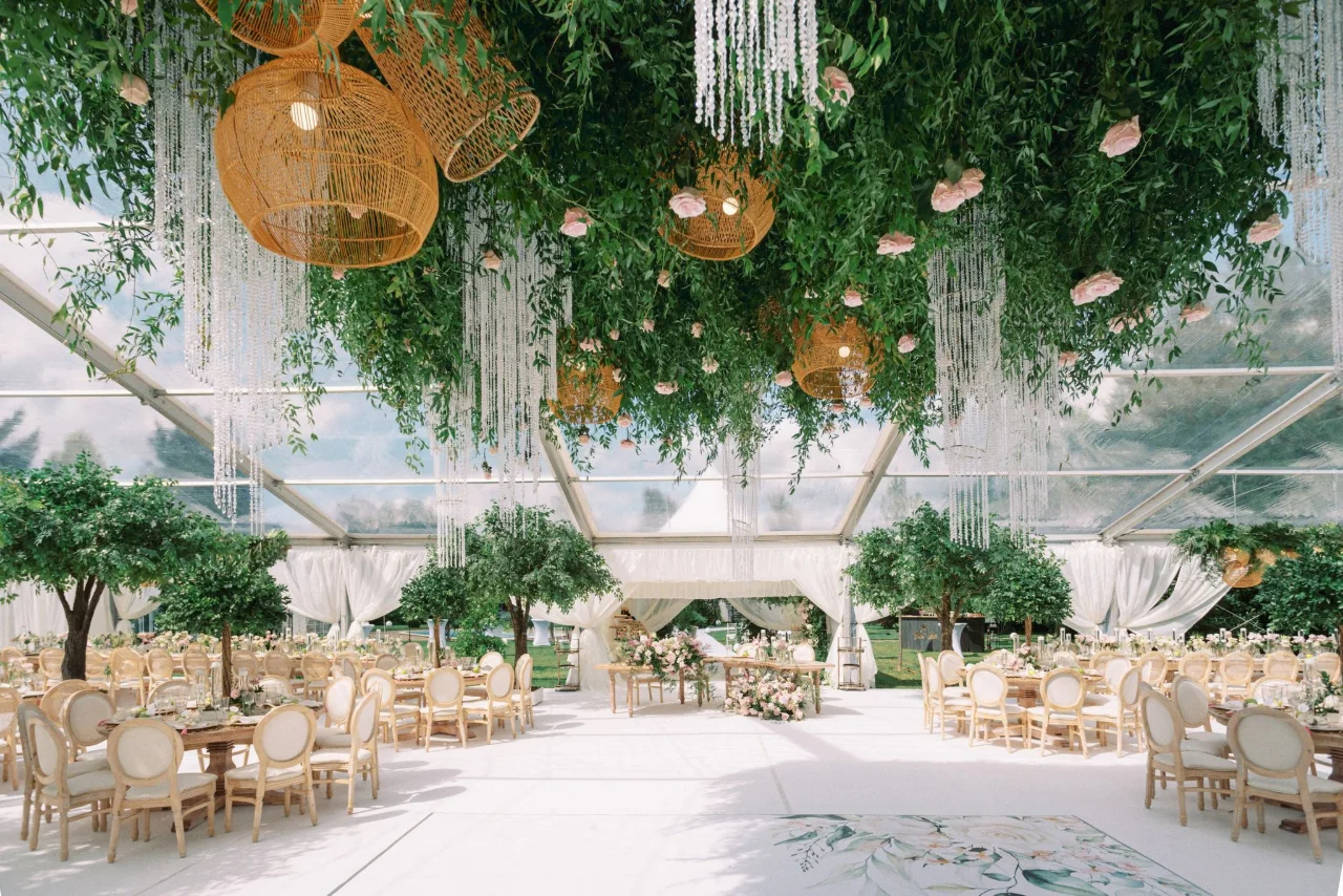 By Lora Events, București
