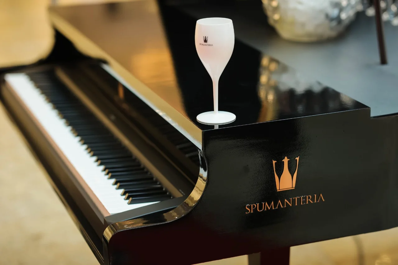 SPUMANTERIA, București
