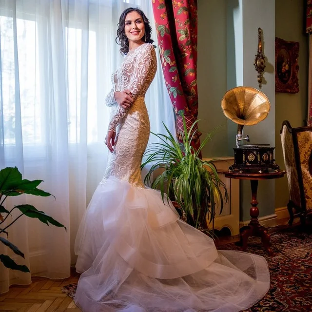 Laina Couture, Rochii de mireasă, fotografia 7