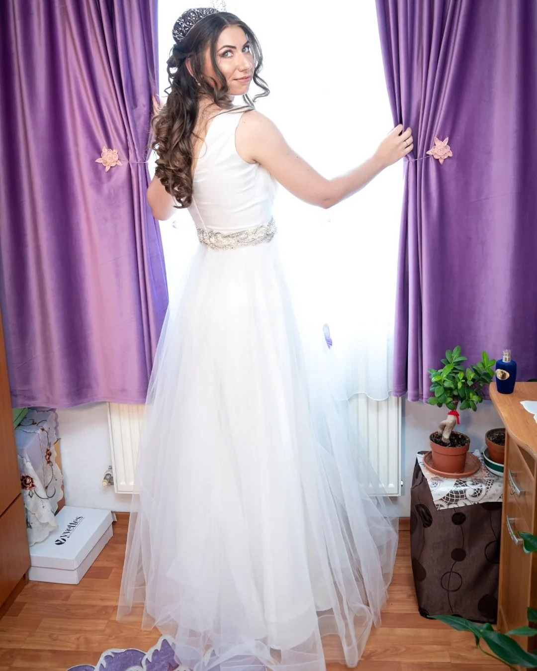 Laina Couture, Rochii de mireasă, fotografia 4